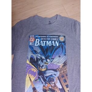 Batman T-Shirt - DC Comics John Byrne Art Batman Gotham Robyn Detective Comics